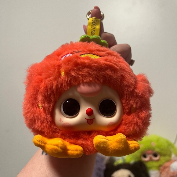 BABY THREE REALLY SPOILS YOU - STRAWBERRY CHICKEN - Picture 1 of 2